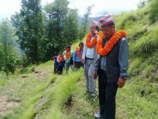 हलेसी धितुङका किसानद्धारा सामुहिक लिचि खेती शुरु