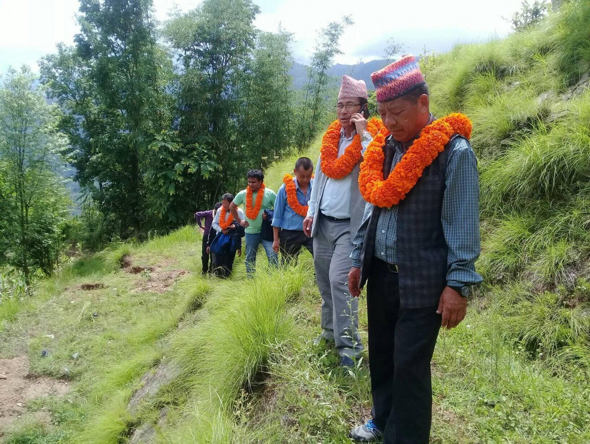 हलेसी धितुङका किसानद्धारा सामुहिक लिचि खेती शुरु