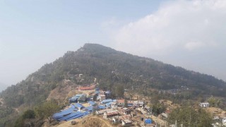 बैंकमार्फत सामाजिक सुरक्षा भत्ता वितरण गर्दै केपीलासगढी गाँउपालिका