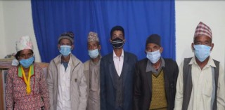 बझाङमा बलात्कारको घटना गुपचुप पारेको आरोपमा ६ जना पक्राउ