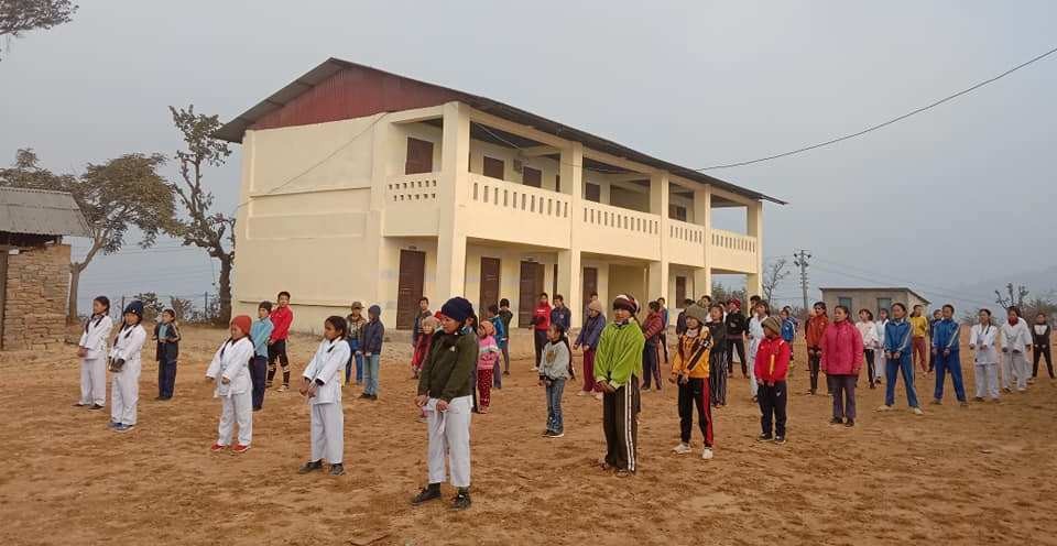 हलेसी तुवाचुङमा कोरोनाका कारण बन्द रहेको खेलकुद प्रशिक्षण सुचारु