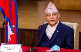 प्रधानमन्त्री केपी शर्मा ओली आज निर्वाचन आयोग जाने
