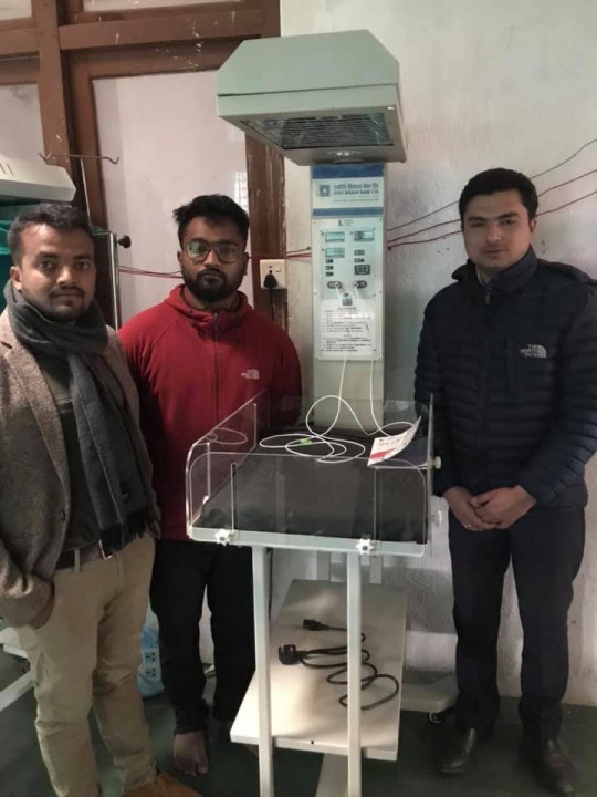 अस्पताललाई ज्योती बिकास बैंकको बेबी वार्मर