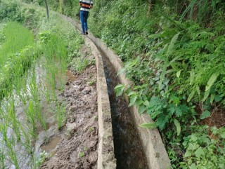 पक्की कुलो निर्माण योजना पारदर्शी नभएको गुनासो