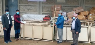 प्रदेशबाट स्वास्थ्य कार्यालय खोटाङलाई स्वास्थ्य सामग्री