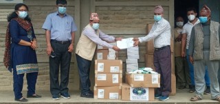 स्वास्थ्य कार्यालय खोटाङलाई स्वास्थ्य सामग्री जुट्ने क्रम जारी