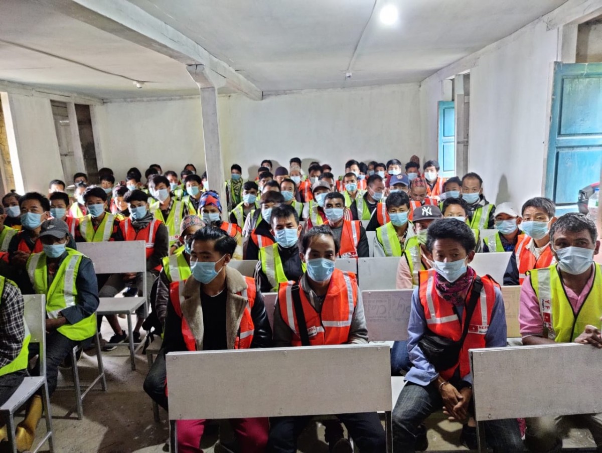 खोटाङमा नेपाल नेतृत्वको नेकपा (एकीकृत समाजवादी) निकट पिपुल्स भोलेन्टियर्स