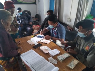 साकेला : सामाजिक सुरक्षाभत्ता वितरणका लागि भुक्तानी शिबिर