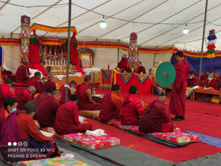 हलेसीमा बौद्ध धर्मावलम्बीको बिश्व शान्ती पुजा