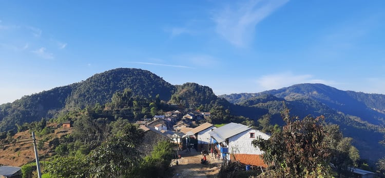 जन्तेढुंगामा दुई संक्रमितको घर सिल