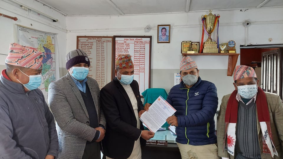 ढिलासुस्ती गर्ने ठेकेदारलाई कारबाही गर्न एमालेको माग
