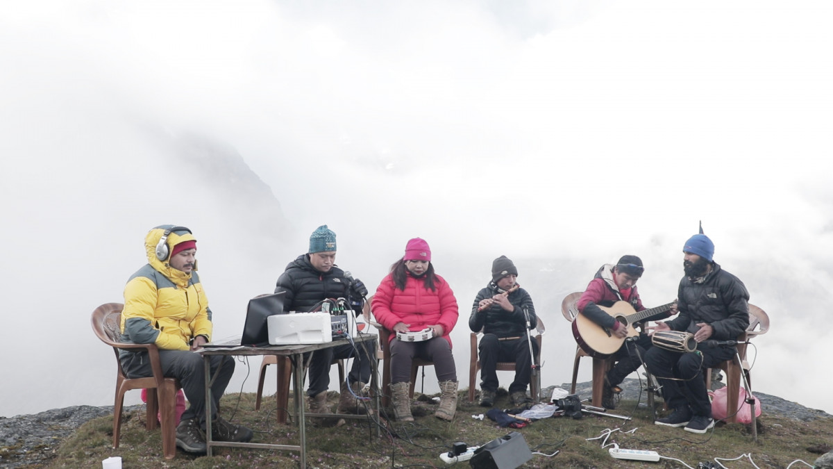 record in guinness book (music) photo.jpg