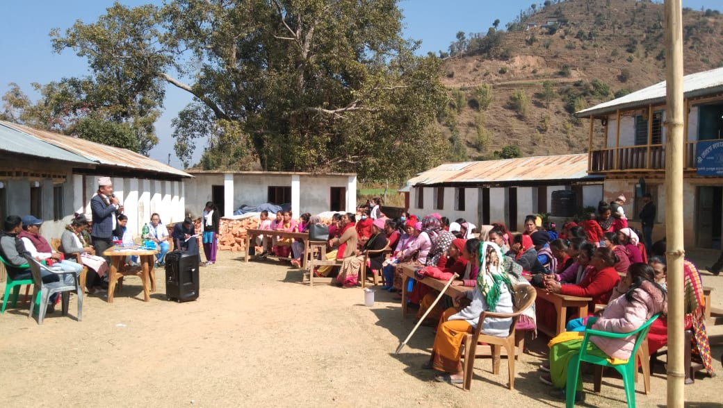 हलेसी तुवाचुङ : आङ खसेका महिलाको उपचारका लागि घुम्ती शिबिर