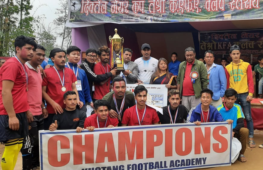 दिक्तेल मेयर कपको उपाधि योङ व्वाईज फुटवल क्वबलाई