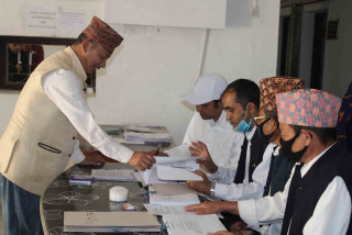 खोटाङ :  ठूला दलले पहिलो दिन उम्मेद्वारी दर्ता गराउन सकेनन्