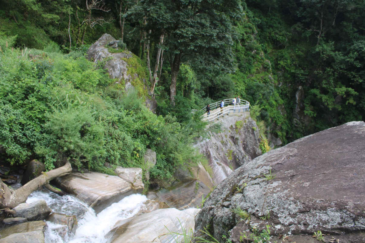Dhiplung Falls in Khotang (6).JPG