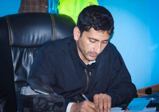 पत्रकार आचार्यलाई प्रेस काउन्सिल युवा पत्रकारिता पुरस्कार