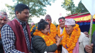 दिप्रुङः कांग्रेसका वडा सभापति सहित ६३ जना एमाले प्रवेश
