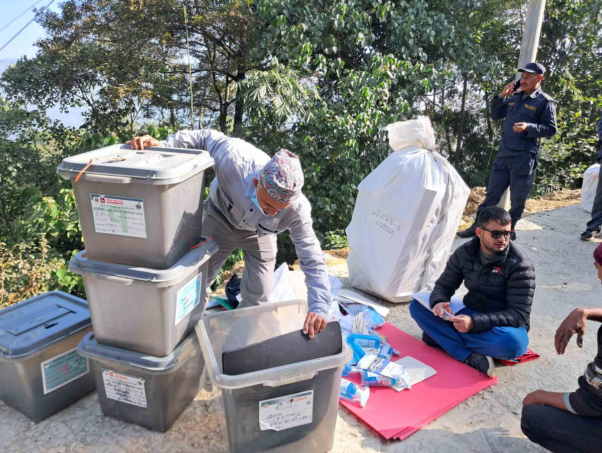 polling materials in khotang (2).jpg