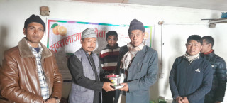 खोटाङमा सुन्तला उत्पादन दर घट्दो, रावाबेँसीका कृषकलाई विषादि र उपकरण सहयोग