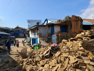 बाक्सिलाका अग्नी पिडितको सहयोगार्थ फुटबल संघको अभियान, हटमिलनले दिए एक लाख एक हजार एक