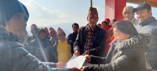बाँदर नियन्त्रणका लागि गाउँपालिका समक्ष हारगुहार