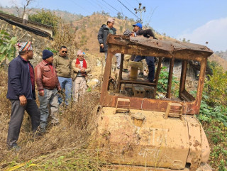 २५ वर्ष पुरानो डोजर व्यवस्थापनमा जिल्ला समन्वय समितिको चासो