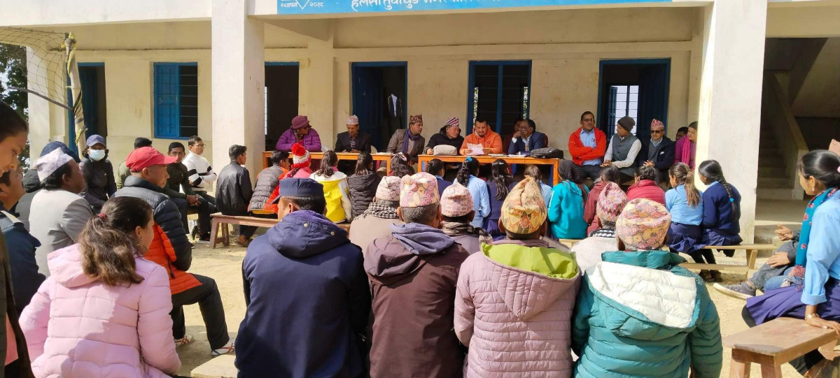 ज्योती माबिमा विद्यार्थीले लगाएको ताला खोलियो