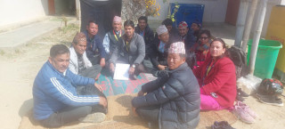शिक्षिकाको सरुवा बिरुद्ध दिप्रुङ चुइचुम्मामा नेपाल शिक्षक संघको धर्ना