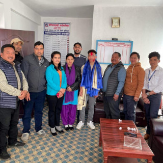 थाइ फाइटरलाई हराउने पहिलो नेपाली मुआथाई खेलाडी बरुणलाई गृह–जिल्लामा क्लवदेखि पालिकाको सम्मान