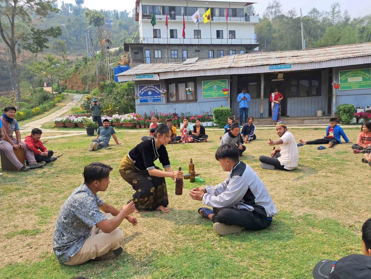 लागू औषध दुव्र्यसनी विरुद्ध खोटाङ रंगमञ्चको कचहरी नाटक