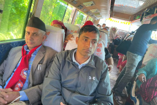 विरामीसँगको मेरो १२ घण्टा यात्रा...!