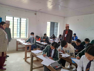 स्कुललाई एसइई दिने विद्यार्थीको खडेरी