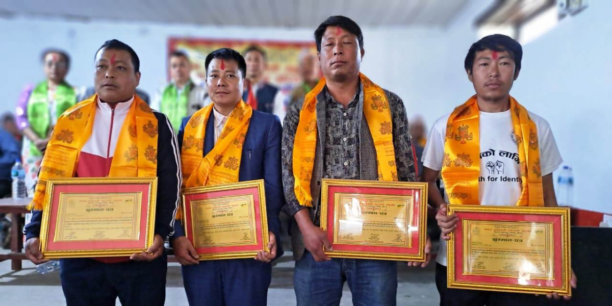 आन्दोलनका क्रममा पक्राउ परेर छुटेका गोपाल किराती सहित पाँच जना सम्मानित