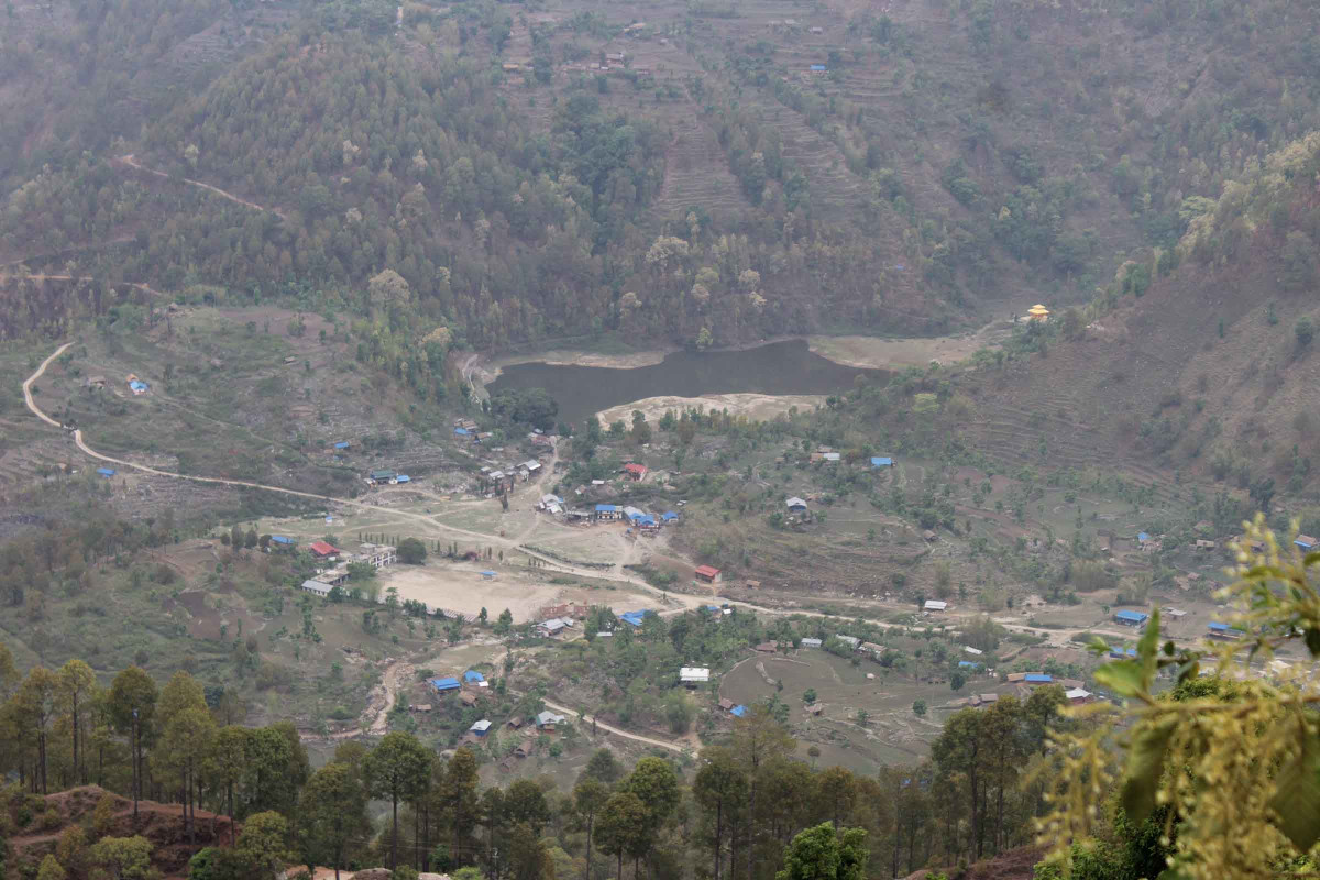 बराहपोखरीमा खोलाको बालुवा संकलनमा ‘मनोमानी’