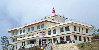 जन्तेढुङ्गा गाउँपालिकाका सब इन्जिनियरमाथि हातपात, कर्मचारीहरुको आपत्ति