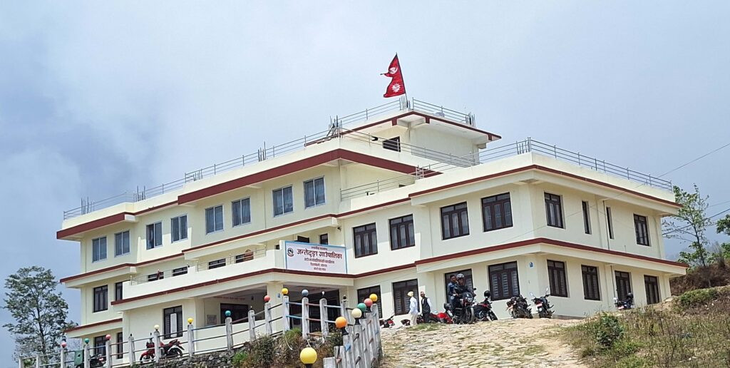 जन्तेढुङ्गा गाउँपालिकाका सब इन्जिनियरमाथि हातपात, कर्मचारीहरुको आपत्ति