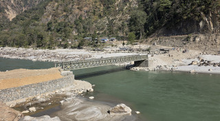 फोक्सिङटारको अस्थायी बेलिब्रिज सञ्चालनमा, बङ्शिलाघाटमा जडान कार्य तीव्र