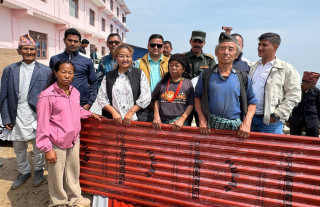 हावाहुरी पीडित ९४ परिवारलाई निःशुल्क जस्तापाता